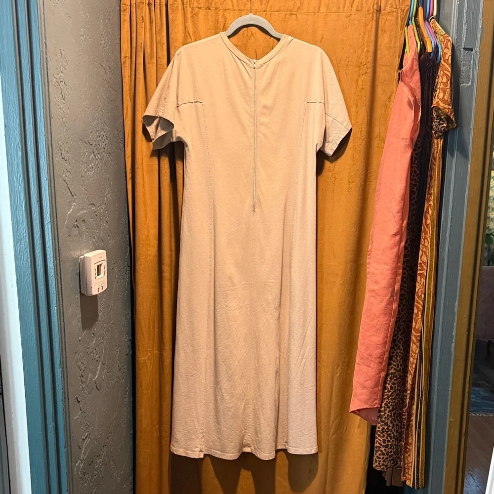 100% Cotton Jersey Short-Sleeve Midi Dress with Exposed zipper - Picture 2 of 2